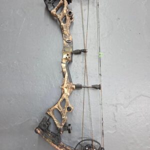 Bowtech Carbon One X RH 60# Country DNA Hunting Bow Used